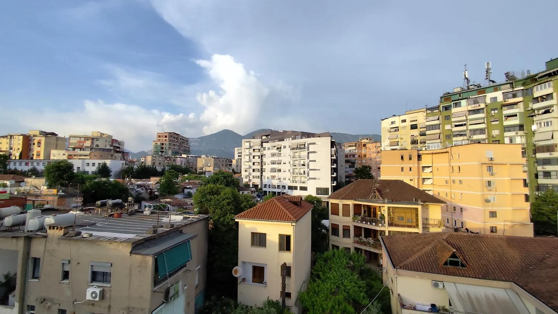Hostel Albania Villa Tirana
